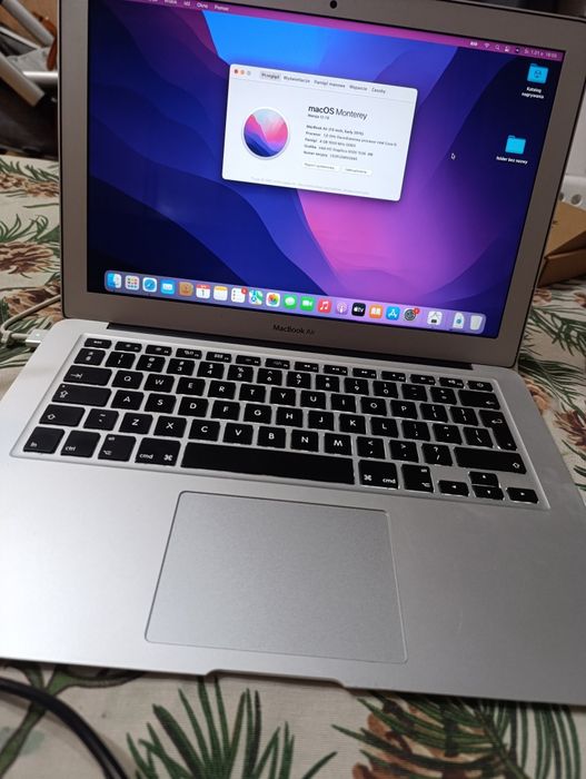 Laptop Apple  MacBook Air 13
