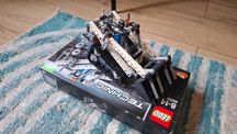 Klocki Lego Technic 42032 Ładowarka 2w1