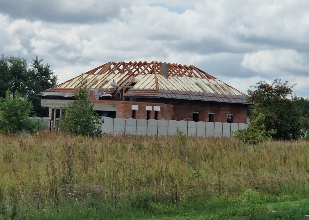 Ocieplenia Pianą PUR Ocieplanie poddasza Piana PUR Izolacje Natryskowe