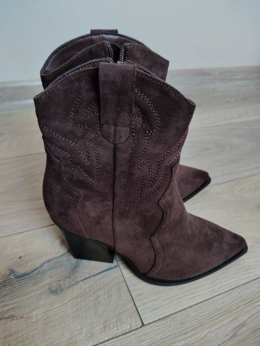 Botki kowbojki, nowe czekoladowe