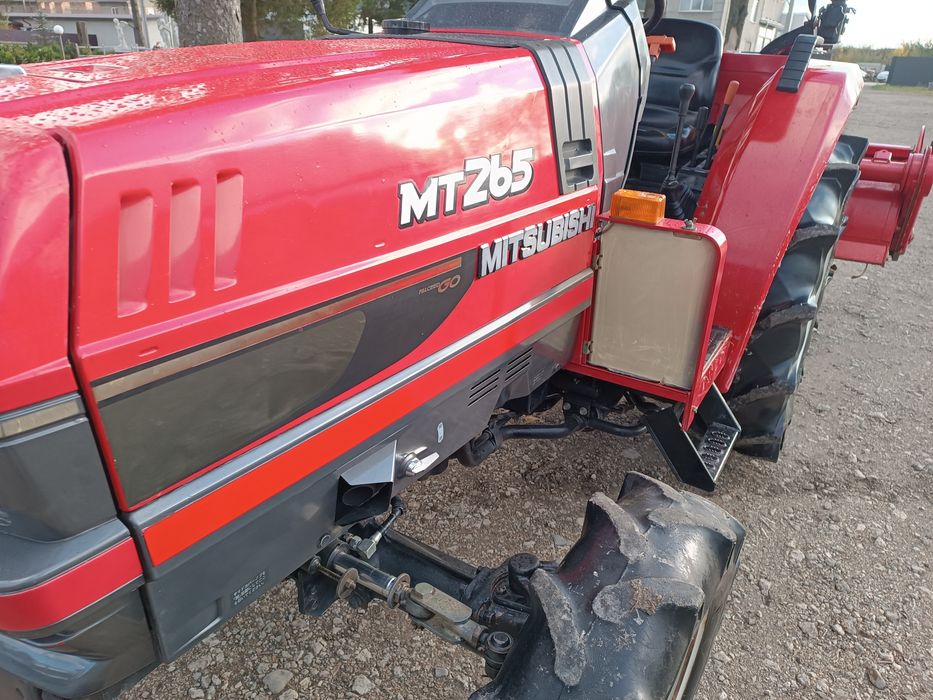 Японський мінітрактор.Трактор  Міцубісі МТ265.
