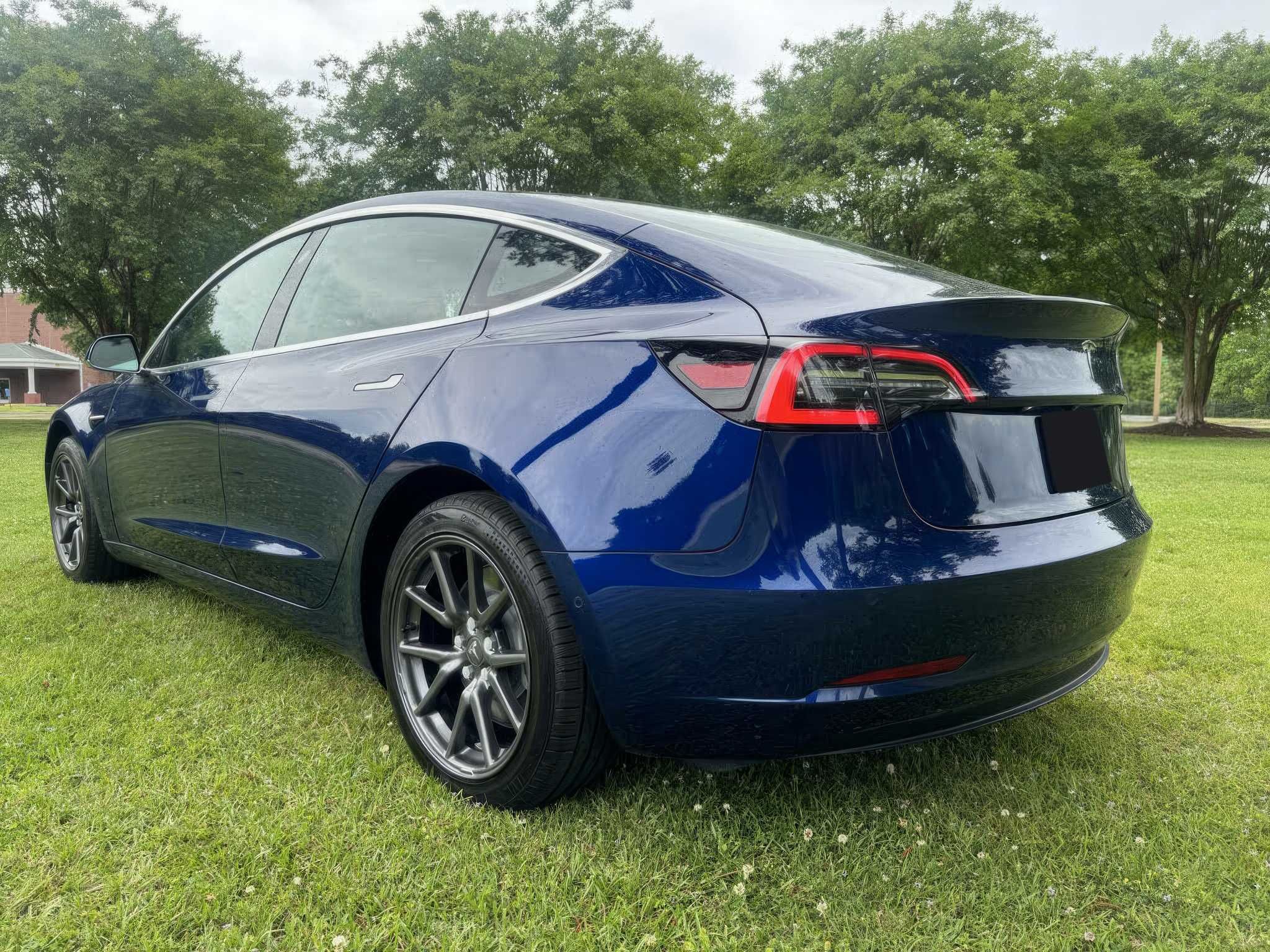 2018 Tesla Model 3 Mid Range