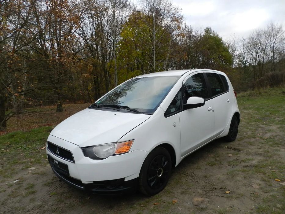 Mitsubishi Colt 1,3 tani niezawodny 5drzwi SERWIS max wyposażenie