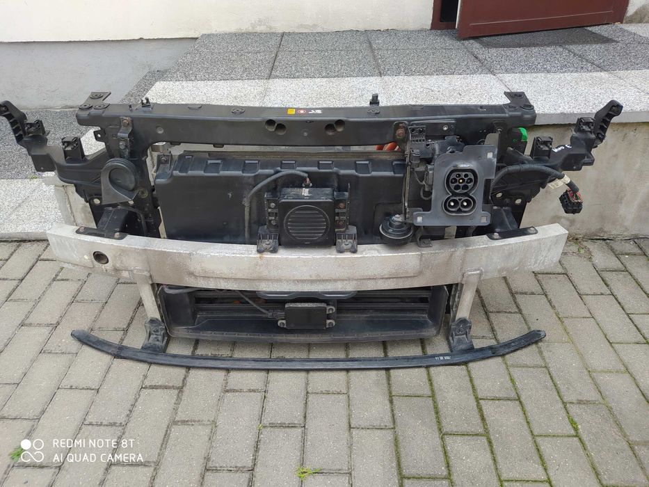 KIA NIRO I Передня панель, телевізор