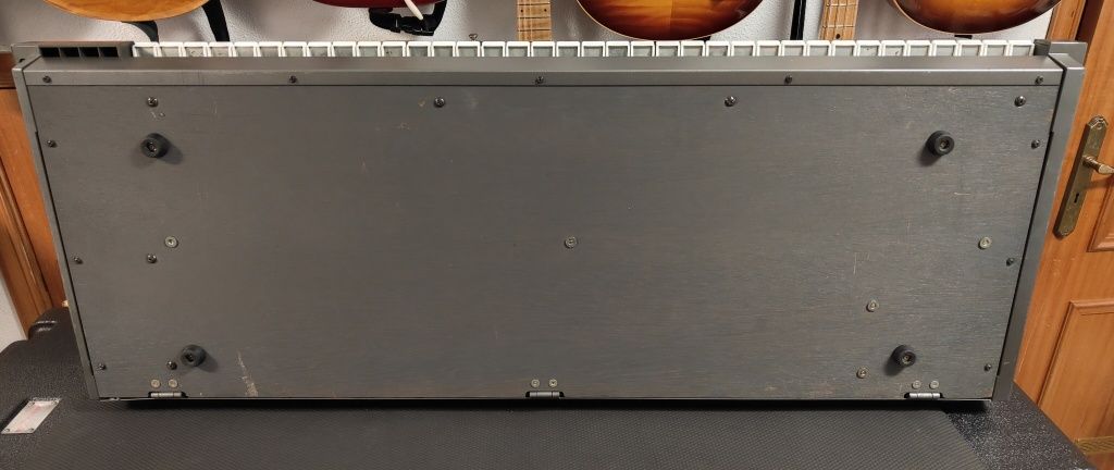 Sintetizador Roland JX8P