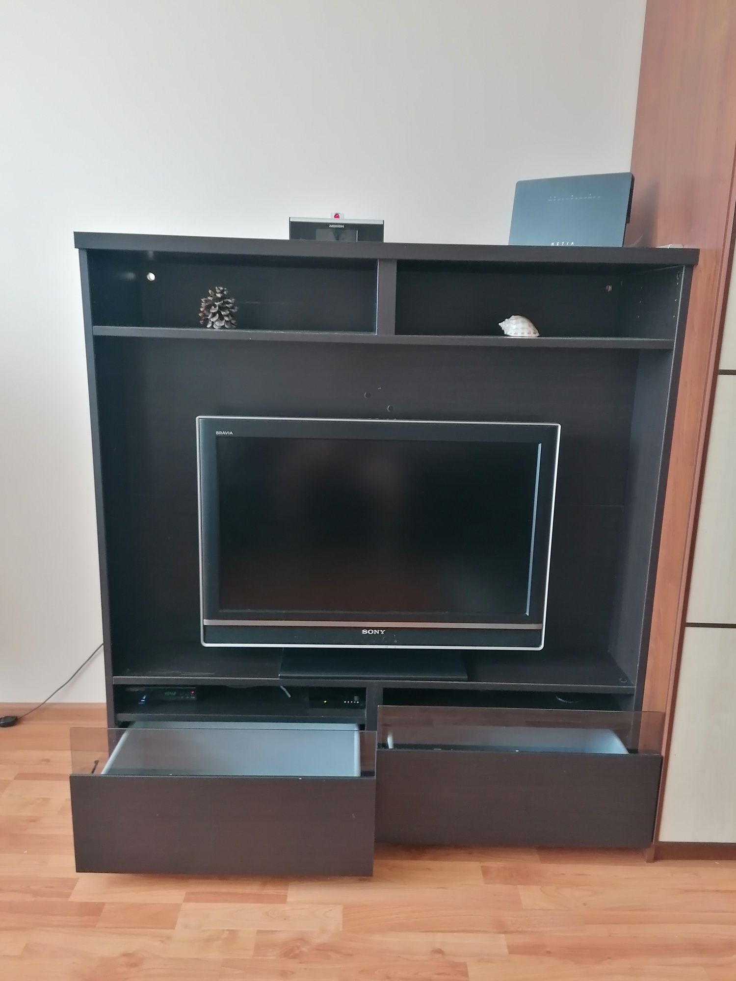 Szafka pod telewizor