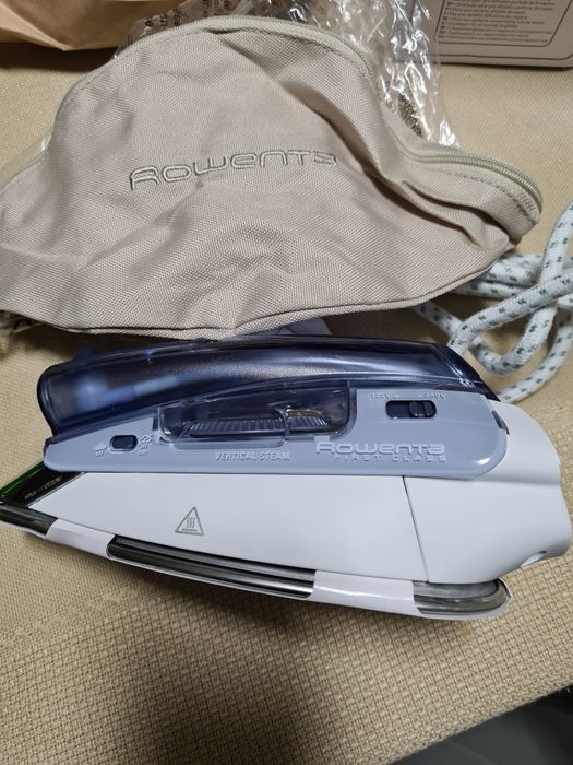 Ferro viagem Rowenta novo