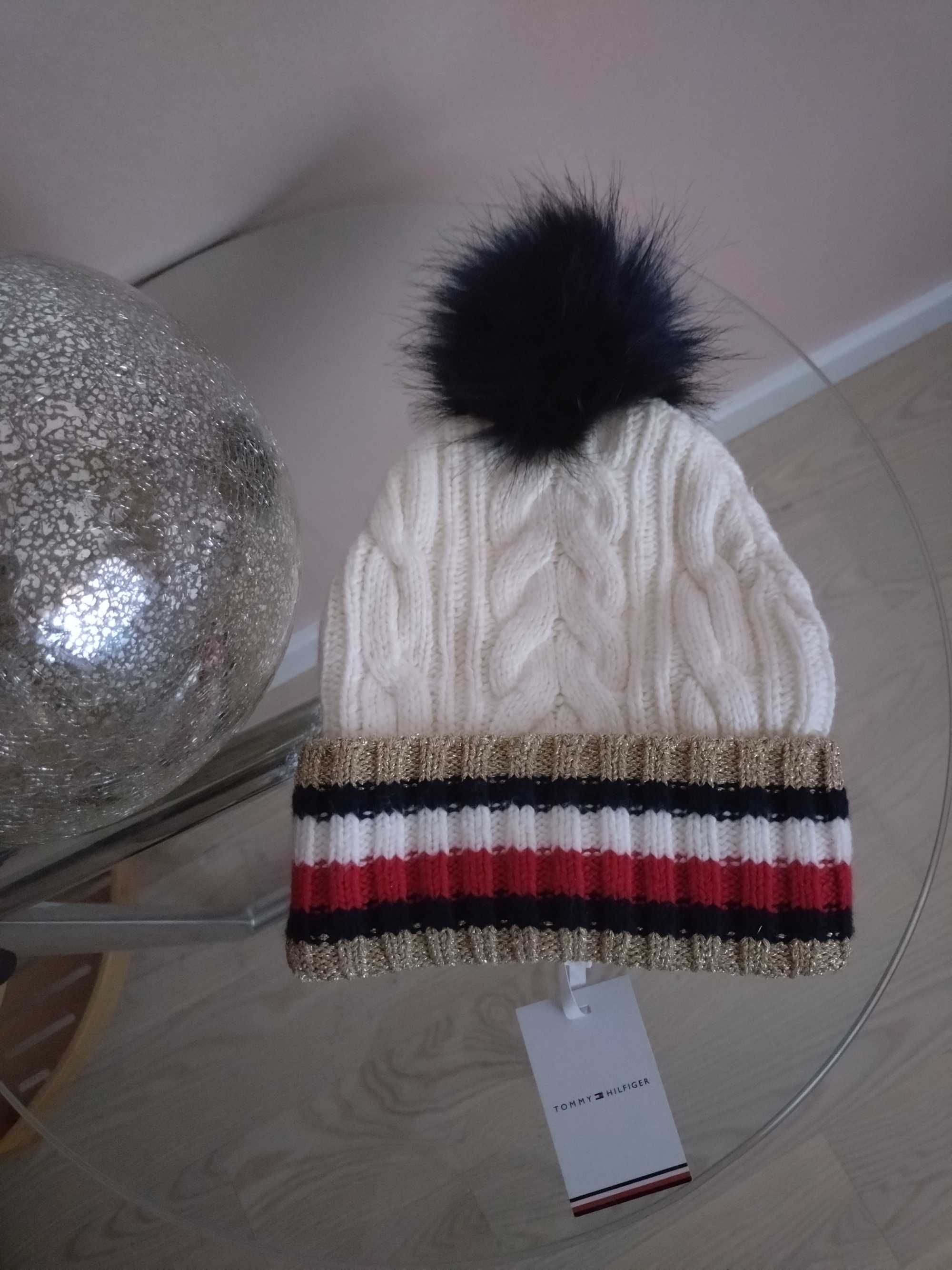 Hilfiger czapka milutka z rachunkiem
