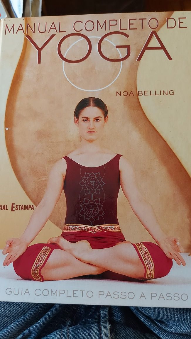 Manual Completo de Yoga de Noa Belling