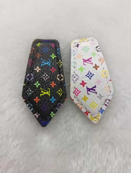 Szpilka do włosów LV Trójkolorowa