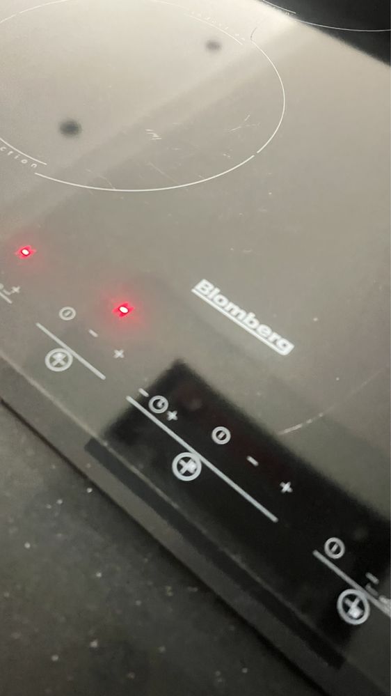 Placa indução blomberg