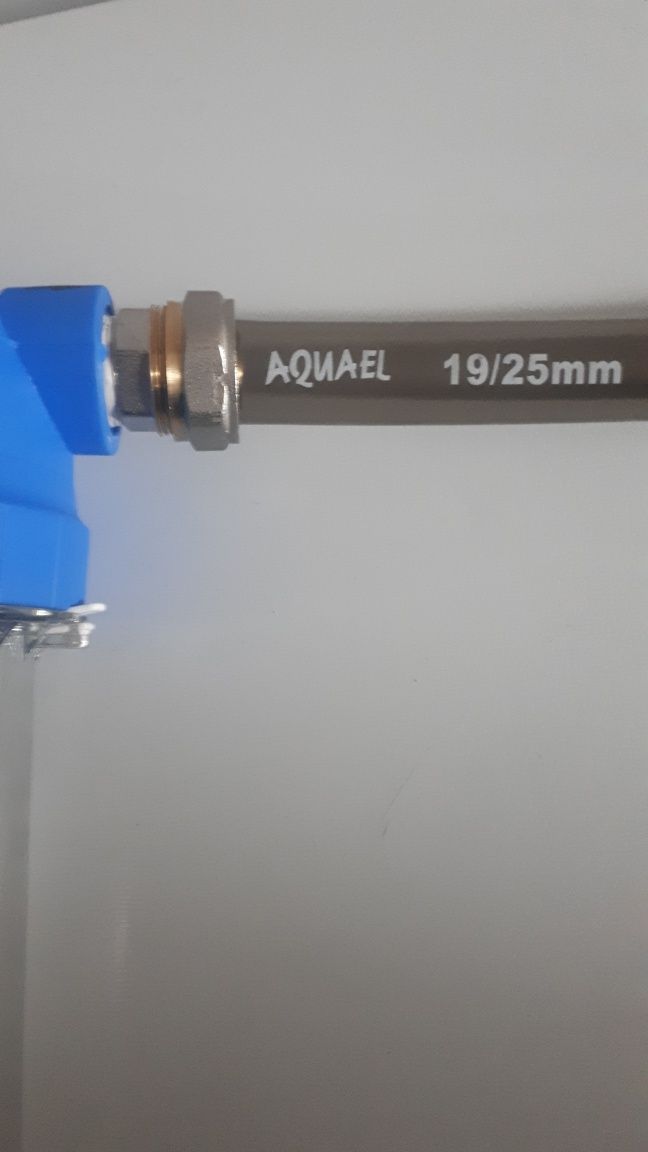 Reaktor CO2 do akwarium