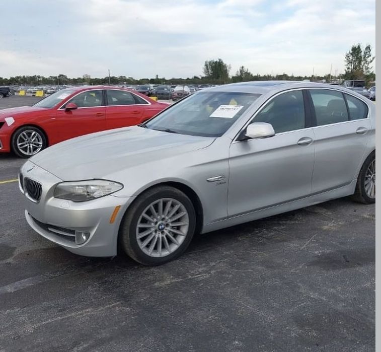 Запчастини BMW 535i f10