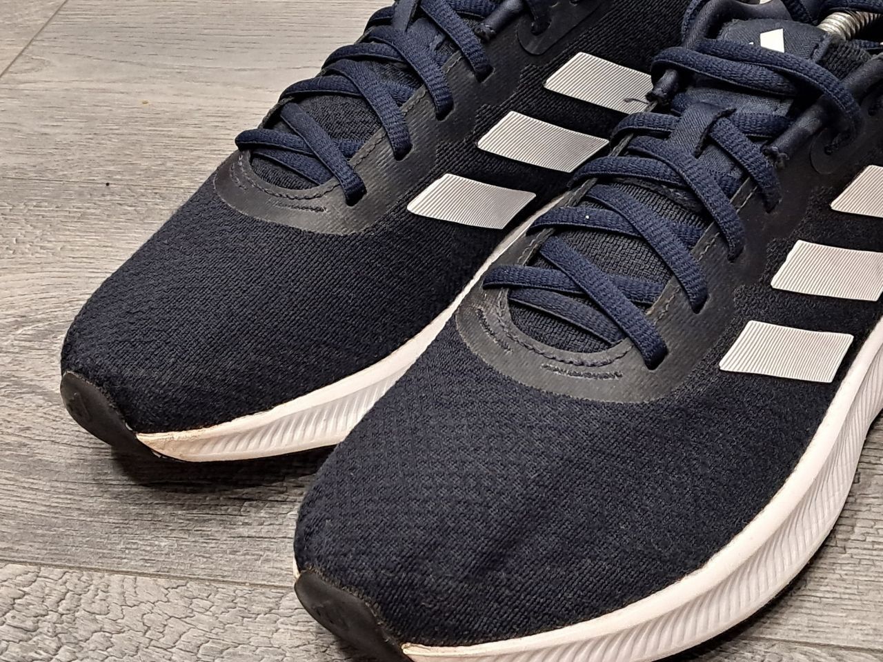 Оригінальні кросівки Adidas Cloudfoam Running Shoes Hwi 28Y001