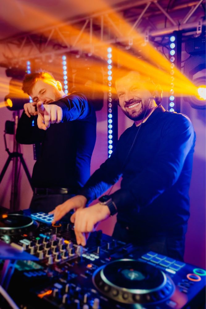 DJ na wesele, event, 18-stkę , plener – Profesjonalna oprawa muzyczna