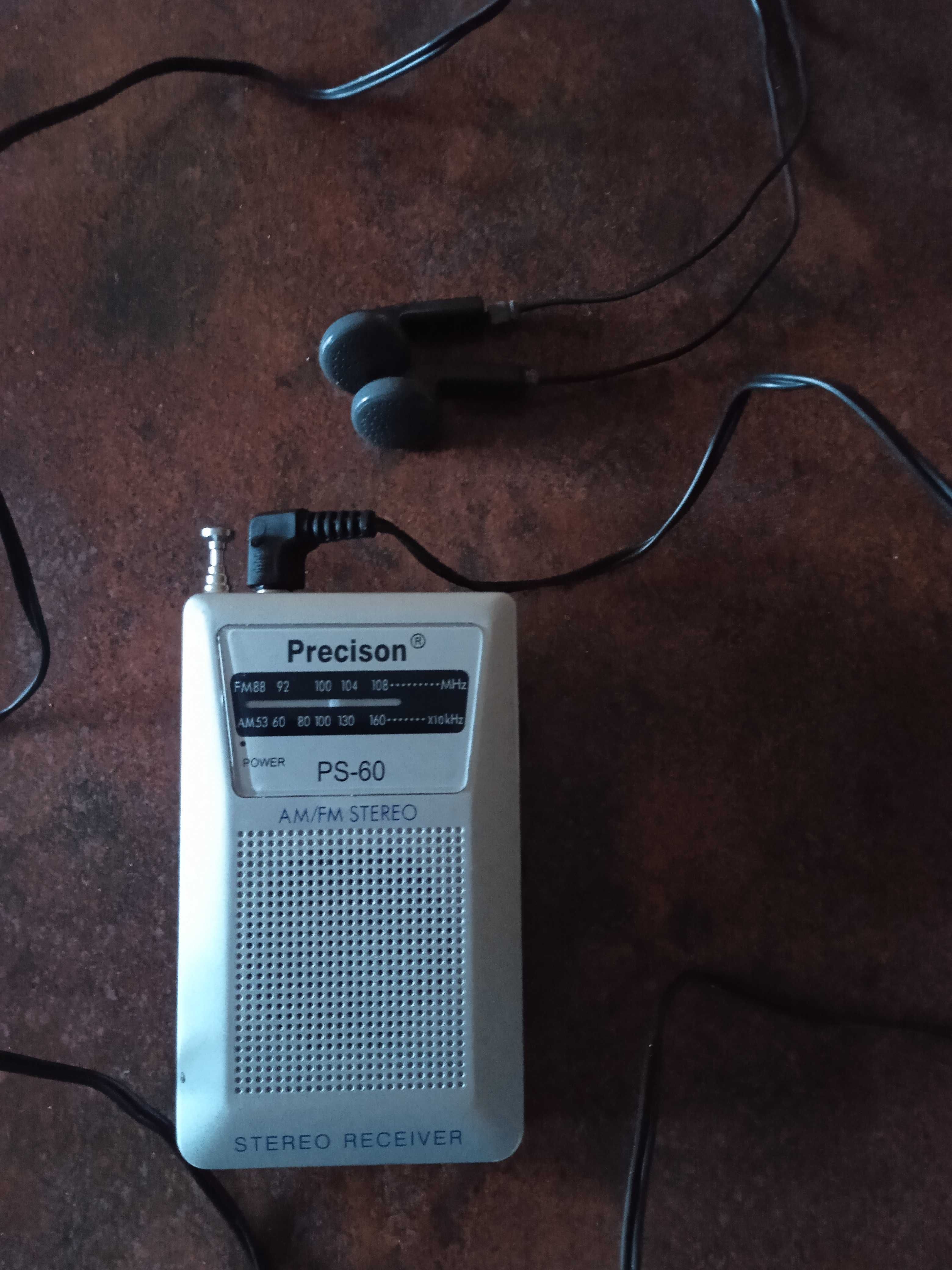 Bezprzewodowe małe radio Precison+ słuchawki