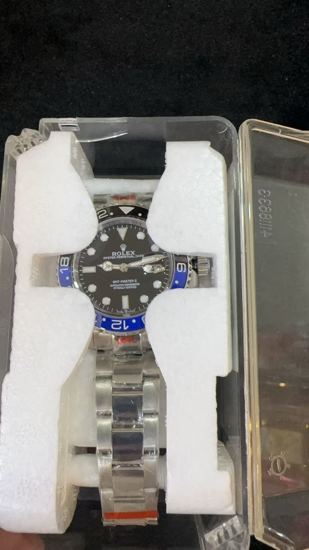 Rolex com caixa e certificado