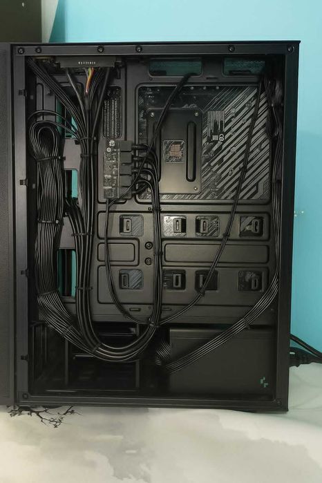BESTIA Komputer Gamingowy RTX 3070 Ti + Ryzen 7 5800X