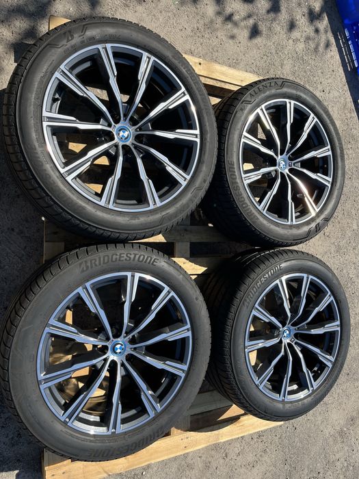 5х112 r20 BMW X5 X6 G05 G06 Диски с шинами Разноширокие