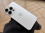 Apple iPhone 15 Pro White Titanium (заблокований iCloud, на деталі)