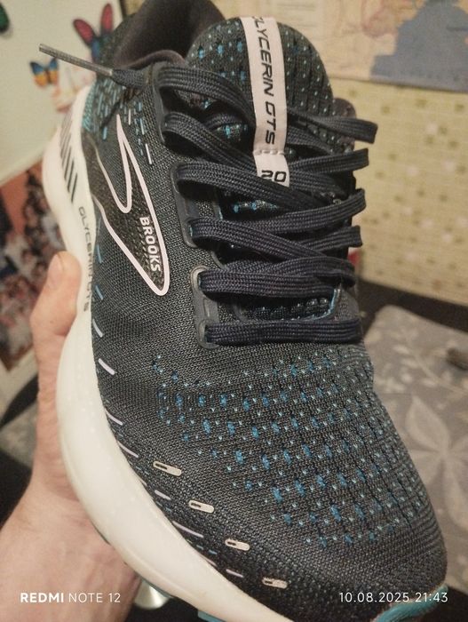 Кросівки фірмові brooks 41 р.
