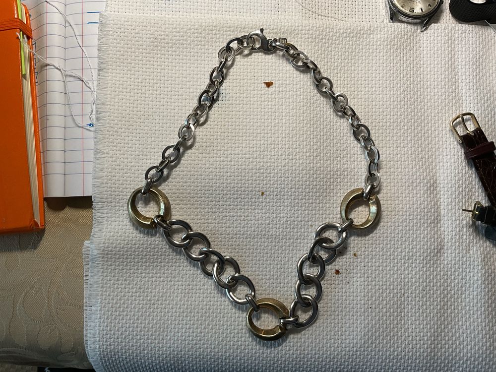 Artigos em prata, colar, pulseiras, anel com pérola