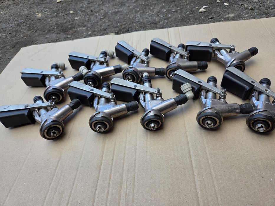 Забірні головки клешні кег