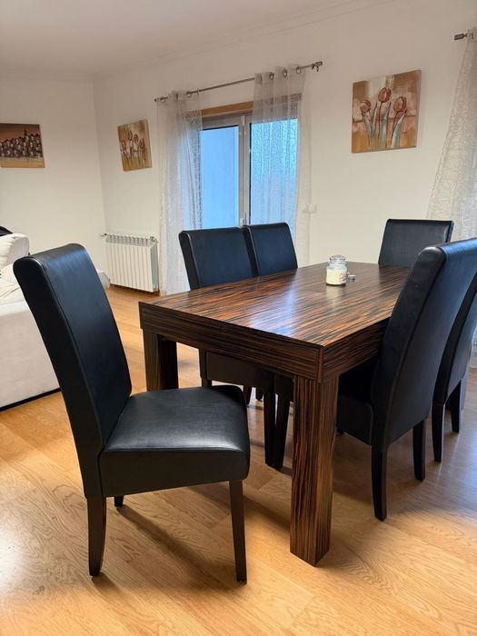 Mesa jantar e cadeiras