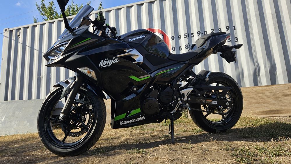 Kawasaki Ninja 400 з Японії без пробігу по Україні мотоцикл кавасакі