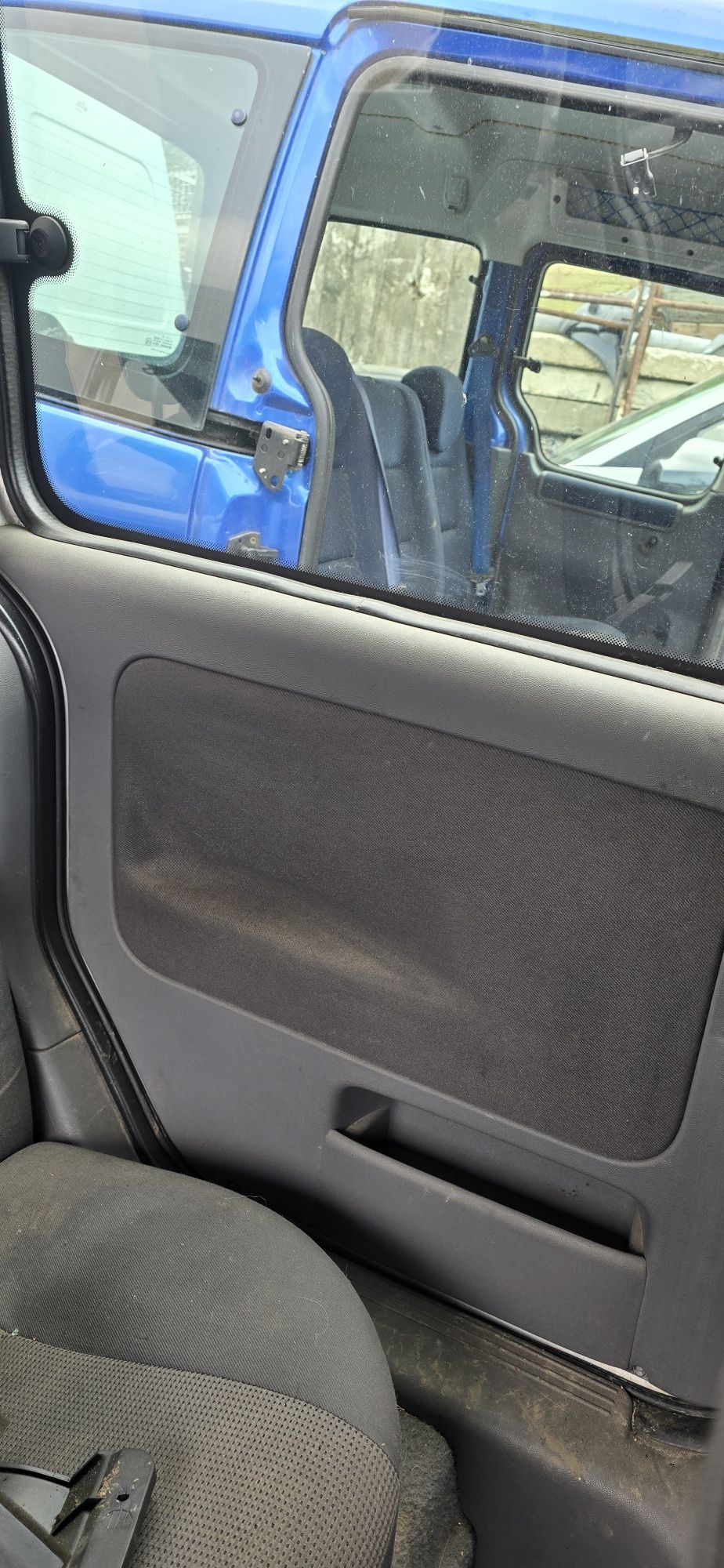 Drzwi boczne przesuwne lewe zderzak silnik Opel Combo 1.2 51KW 2004r Z