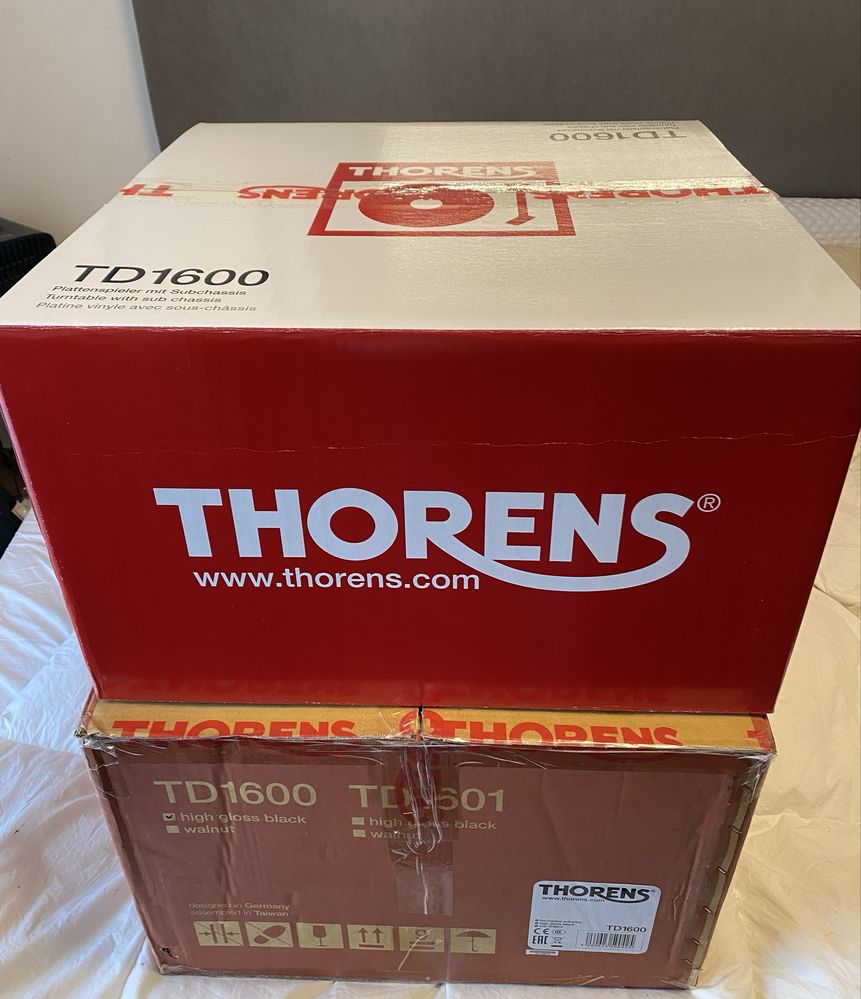 Gira-discos Thorens TD 1600
