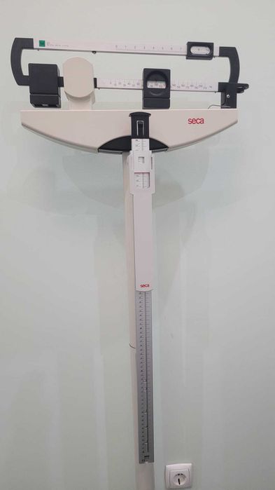 Balança mecânica com rodas, SECA 700 com altímetro 220kg
