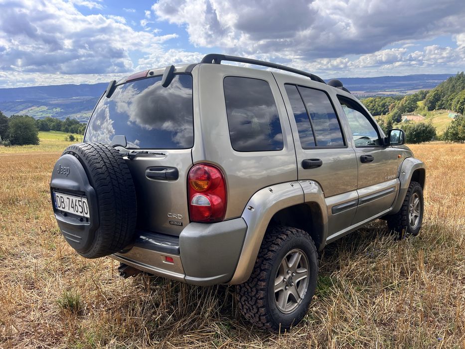 Jeep Cherokee KJ 2.8 CRD Renegade 4x4 Nowe Opony A/T Zdrowa blacharka