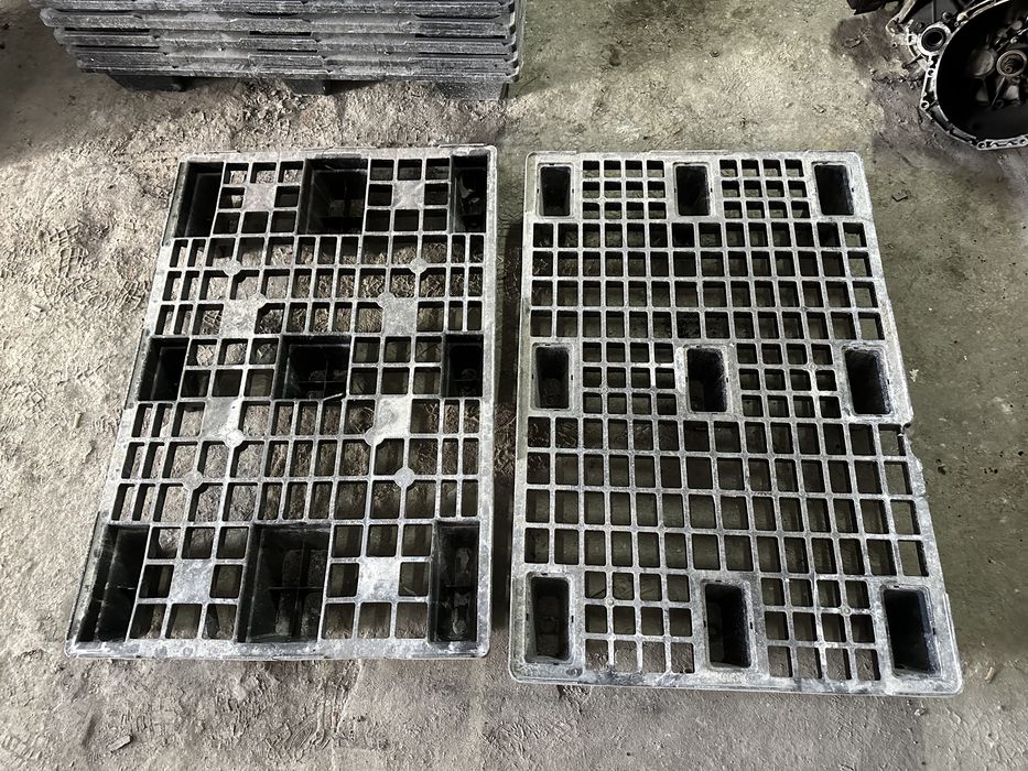 Base / Suporte / Peseira / Palete Plástico Rijo / Chão Exterior / Chão Removível