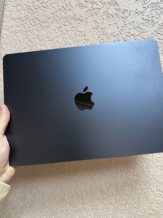 MacBook Air M2 8/256