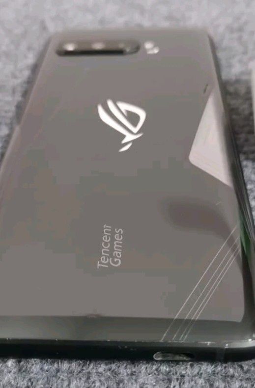 ASUS rog smartphone