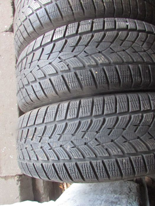 215/60/17 комплект зимових шин Good Year Ultra