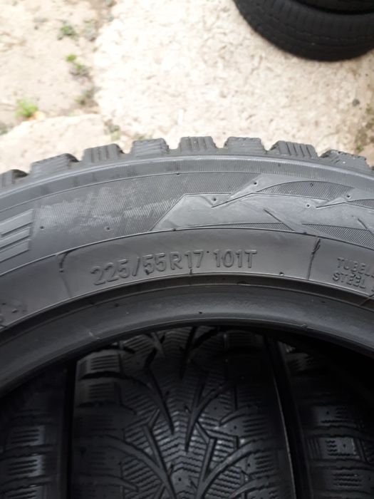 Зимові шини 225/55 R17 Toyo Observe G3 ice