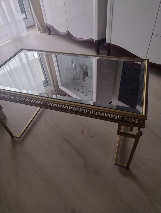 Okazja polecam piękny stolik