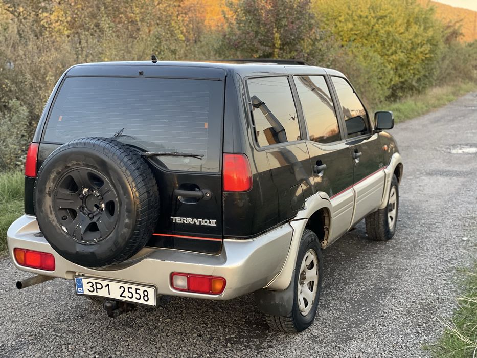 Нісан террано 2.4 бензин