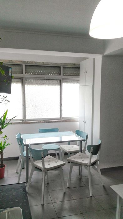 Quarto para arrendar