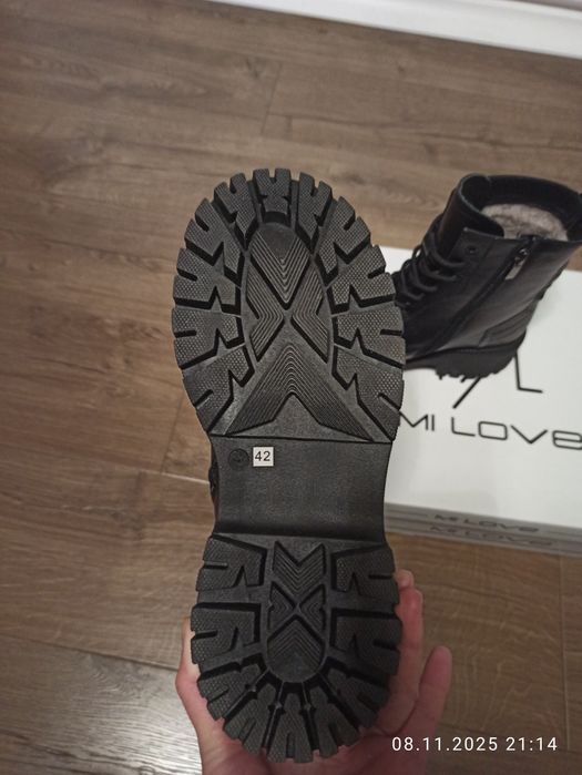 Ботинки зимние р.41-42 (27см)