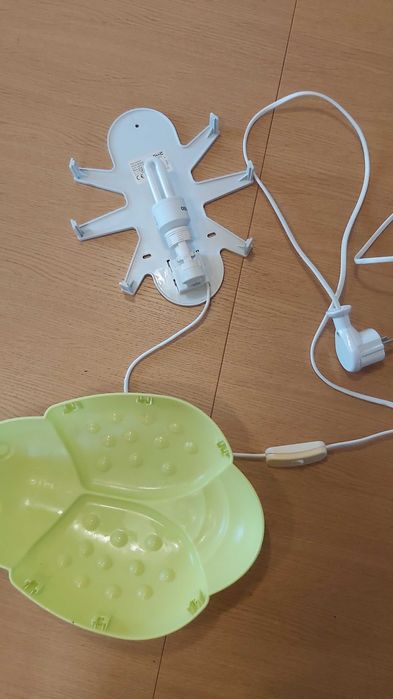 Lampka ścienna biedronka z IKEi