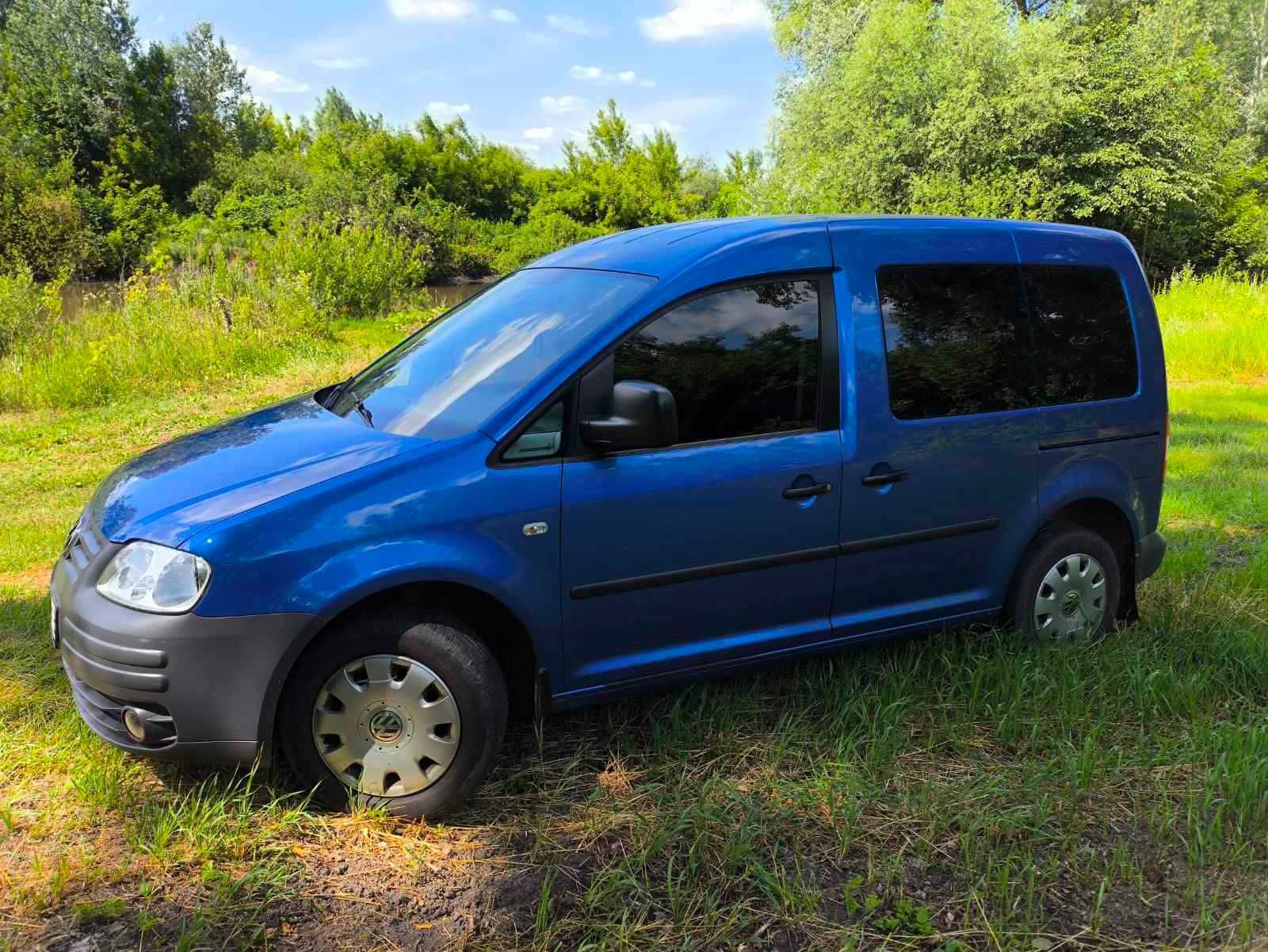 Продаю volkswagen caddy life