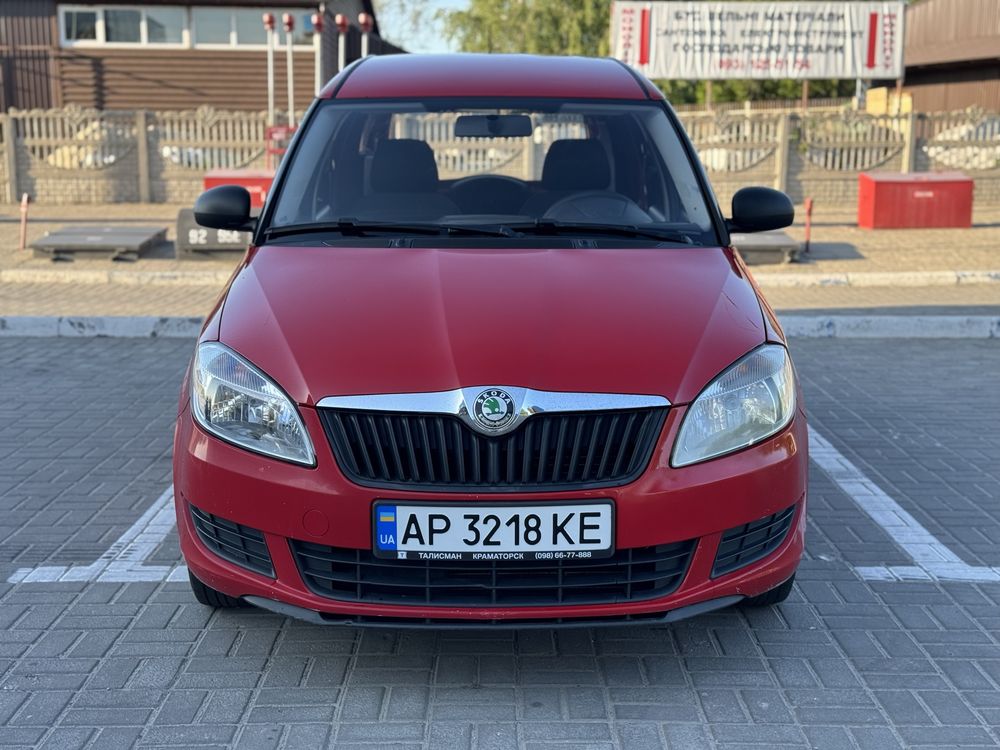 Skoda Praktik ( ROOMSTER ) 2012год, 1.2