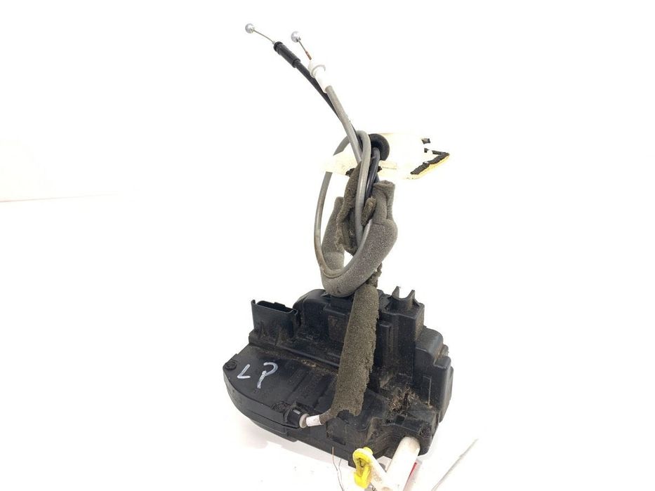 ZAMEK DRZWI LEWY PRZÓD  NISSAN QASHQAI / QASHQAI +2 I (J10, NJ10, JJ10E) 2006 - 2014 1.6 84 kW [114