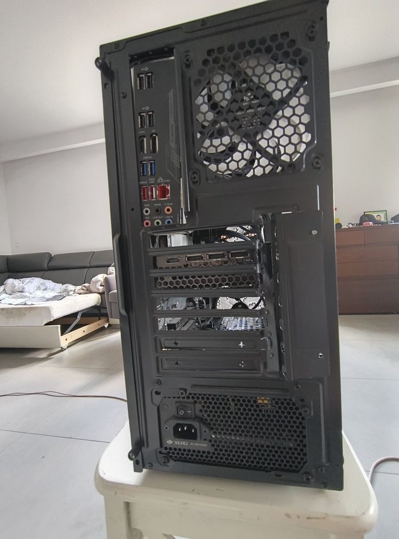 Komputer gamingowy rtx 3060ti, i5 13600kf