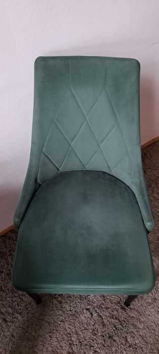 Piękne tapicerowane krzesła fotele Glamour