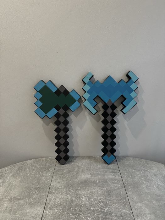 Зброя Меч та Кирка Майнкрафт