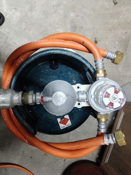 Reduktor automatyczny do butli gazowych 11kg i 33kg